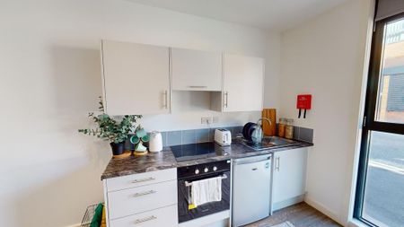 Studio to rent - Photo 2