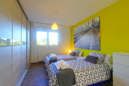 Penthouse in Elviria - Photo 2