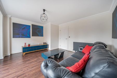 3 bedroom townhouse to rent - Photo 2