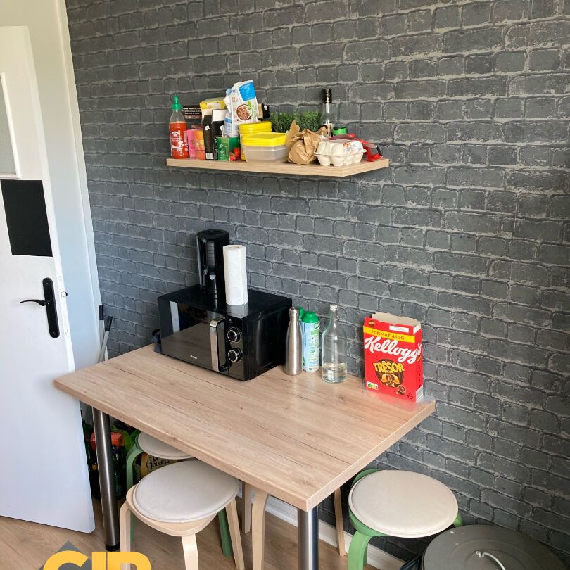 Location Maison 1 pièce 66m² RENNES 35000 - Photo 1