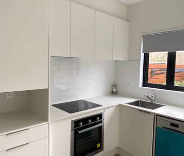 Tidy and comfortable unit in Central Pukekohe - Photo 1