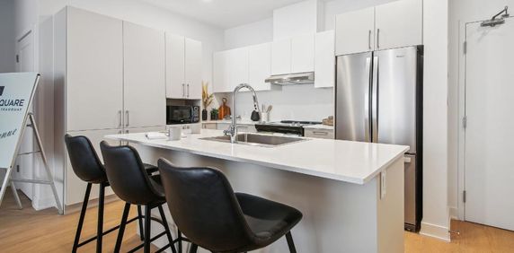 ***Appartement à louer au Square Châteauguay*** - Photo 2