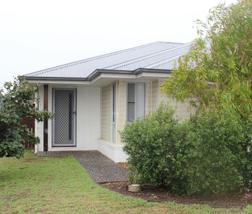 2/38 Parkview Drive, GLENVALE - Photo 3