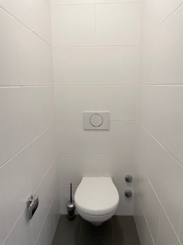 Proche aéroport et organisations internationales - Foto 5