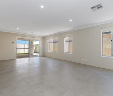 54 Dandaragan Drive, Dawesville, WA 6211 - Photo 3