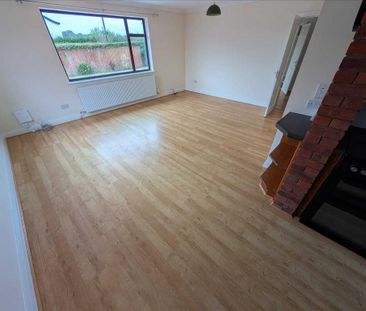 4 bedroom bungalow to rent - Photo 4
