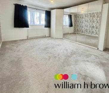 High Street, Colchester, West Mersea - Photo 3