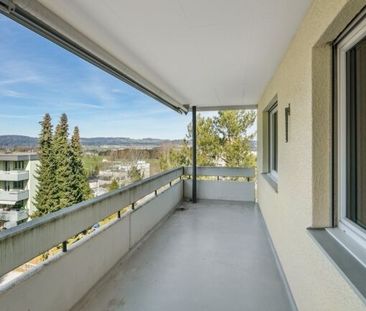 Living in a quiet neighborhood with a view - Photo 6