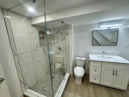 For Lease - 3276 Victory Crescent Unit# Lower, Mississauga, Ontario - Photo 5