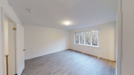 For Lease - 126 Blue Forest Crescent, Barrie, Ontario - Photo 5