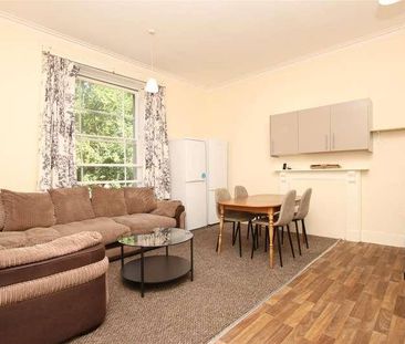 Hillstead House, Weston Park East, Bath, BA1 - Photo 1