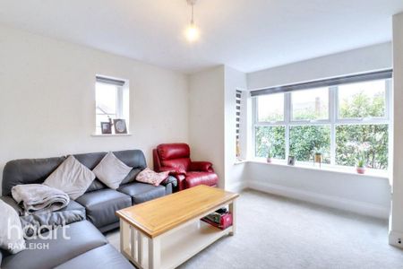 5 bedroom detached house to rent - Photo 3