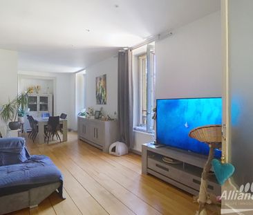 Location Appartement 3 pièces 93m² VALENTIGNEY 25700 - Photo 2