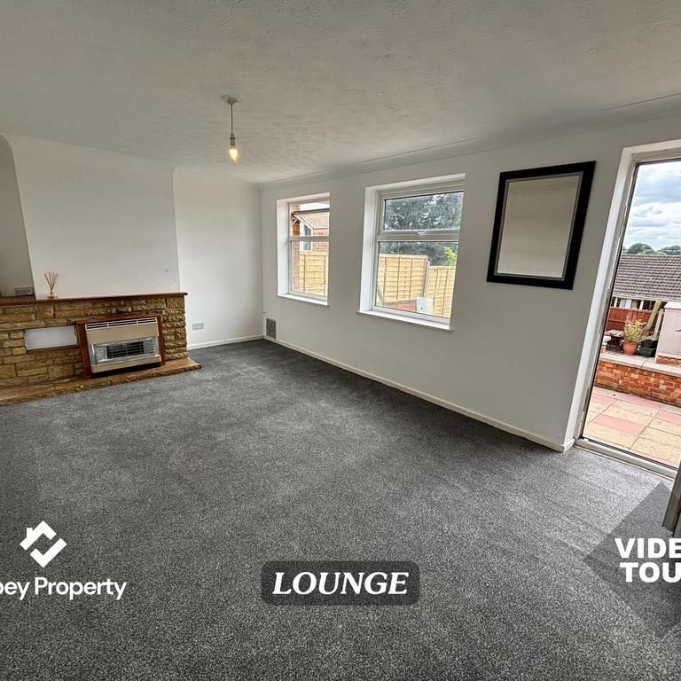 3 bedroom terraced house to rent - Photo 1