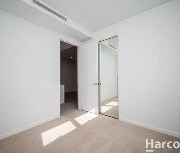 Quality Living with Space, Style & Convenience - Photo 3