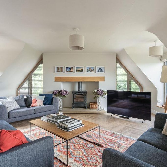 4 bedroom detached house to rent - Photo 1