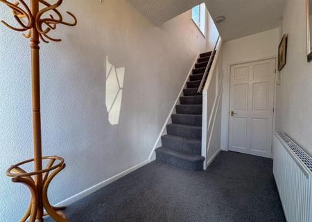 3 Bed Semi-Detached House, Jubilee Drive, LE3 - Photo 3