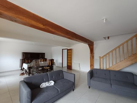 Location Maison 5 pièces 108m² - Photo 2