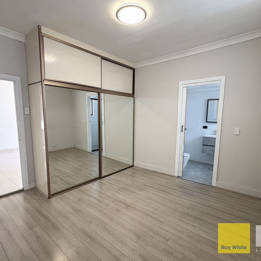 NEAT FAMILY HOME IN CONVENIENT LOCATION - Photo 1