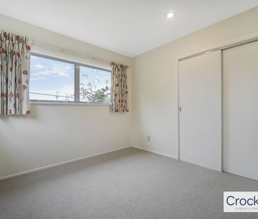 Bright and airy family home - Photo 1