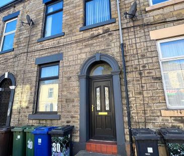 1 bedroom house of multiple occupation to rent - Photo 6