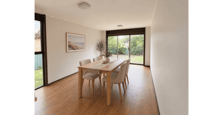 Spacious Family Living in a Peaceful Cul-de-Sac - Photo 2