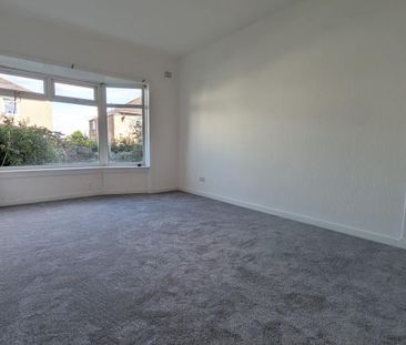 3 bedroom flat to rent - Photo 2