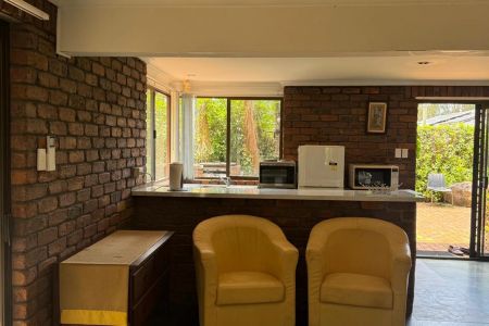 Welcome to 28 Knight Street, Rochedale South – One-Bedroom Studio Living - Photo 2