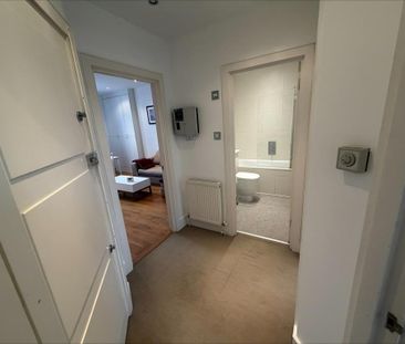 2 bedroom flat to rent - Photo 5