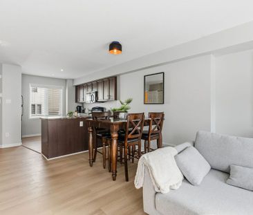 For Lease - 402 SADAR Private, Barrhaven, Ontario - Photo 2