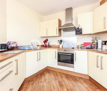 2 bedroom flat to rent - Photo 6