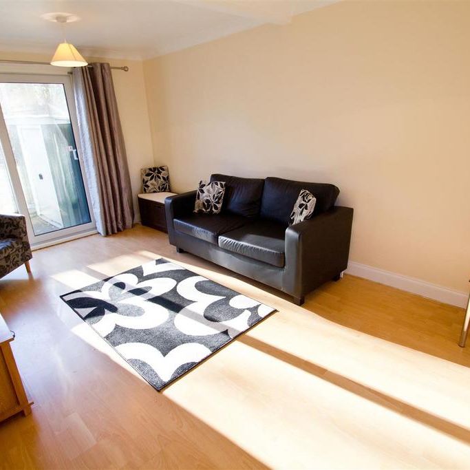 3 bedroom terraced house to rent - Photo 1