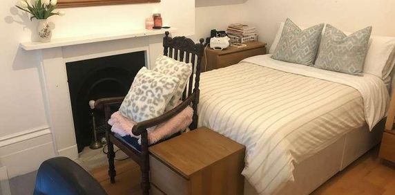 Lansdowne Place, Hove, BN3 - Photo 2