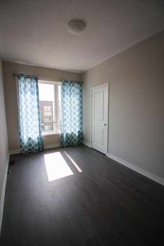 For Lease - 3057 Ernest Appelbe Boulevard, Oakville, Ontario - Photo 3