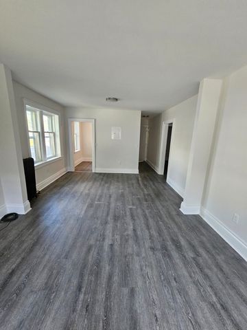 For Lease - 983 Main Street Unit# 1, Hamilton, Ontario - Photo 4