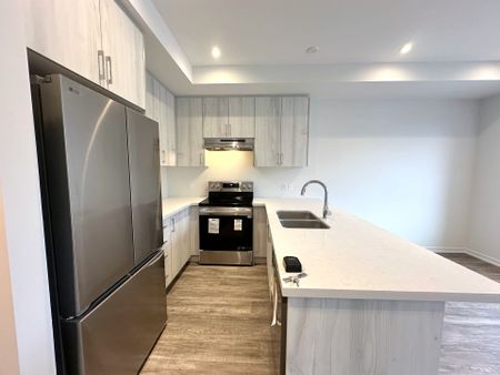 For Lease - 1406 19th Avenue, Richmond Hill, Ontario - Photo 5