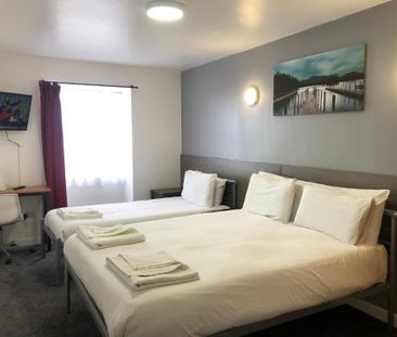 Beacon Road, Bournemouth - Photo 3