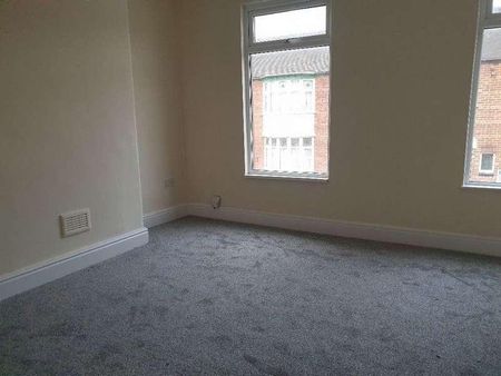 Taplow St, Bed, L6 - Photo 2