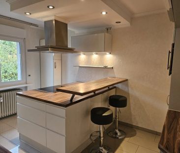 Stieldorferhohn: Top-modernisierte Etagenwohnung mit gehobener Auss... - Photo 1