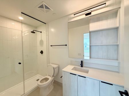 For Lease - 2495 Eglinton Avenue Unit# 605, Mississauga, Ontario - Photo 3