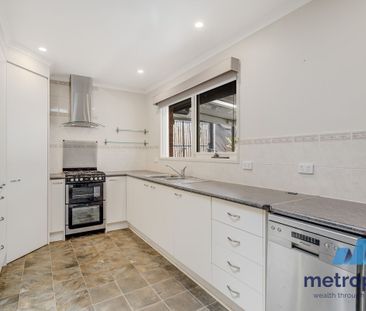 3 Allied Drive, CARRUM DOWNS, VIC - Photo 4