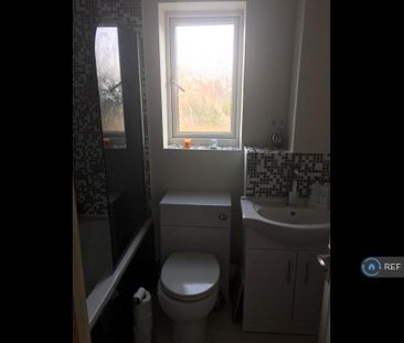 2 bedroom end of terrace house to rent - Photo 1