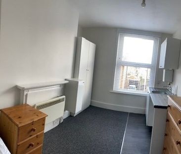 Room in a Shared House, Prospect Street, RG1 - Photo 1