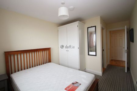 Apartment to rent in Galway - Photo 2