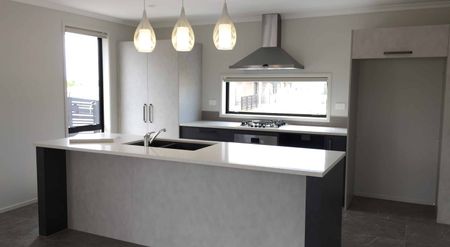 Brick and Tile Home in The Lakes - Photo 4