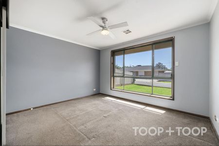 Modern Family Oasis - Photo 4