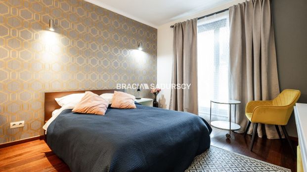 Idealne pod inwestycję, tuż przy Dworcu - Photo 1