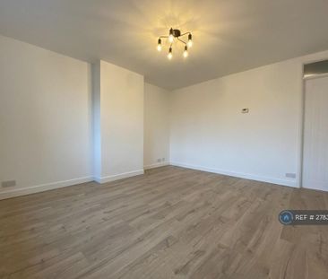 1 bedroom maisonette to rent - Photo 2