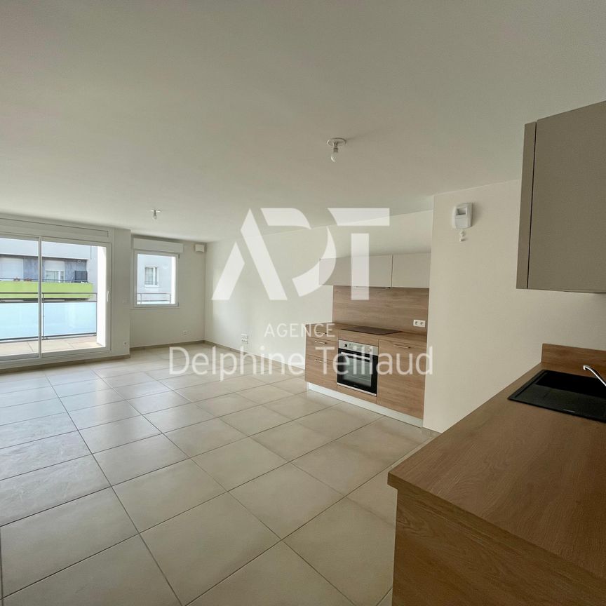 Location Appartement 3 pièces 67m² GRENOBLE 38000 - Photo 1