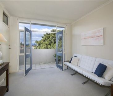 12/4 Bristol Place - Photo 2